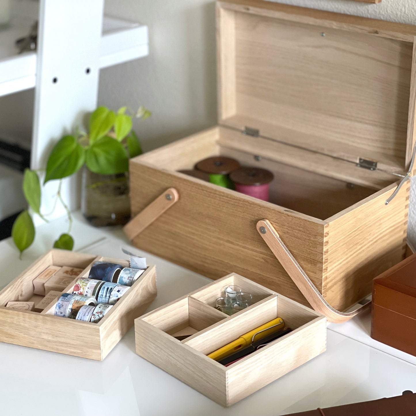 [Classiky] Chestnut Sewing Box