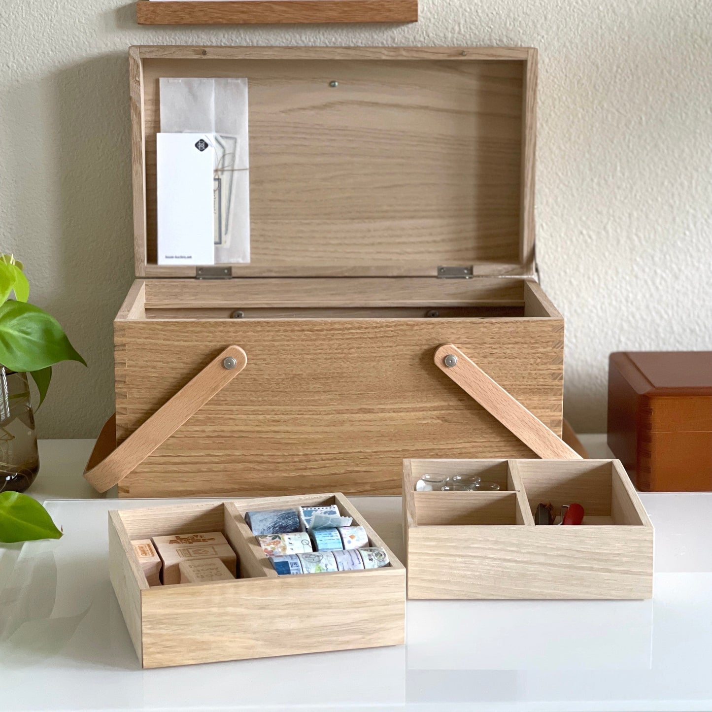 [Classiky] Chestnut Sewing Box